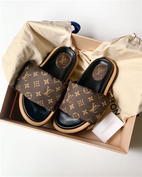 louis vuitton pool pillow comfort mules